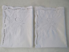 PAIR OF BEAUTIFUL VINTAGE PILLOWCASES WITH CUTWORK FLOWERS & BUTTON CLOSURE