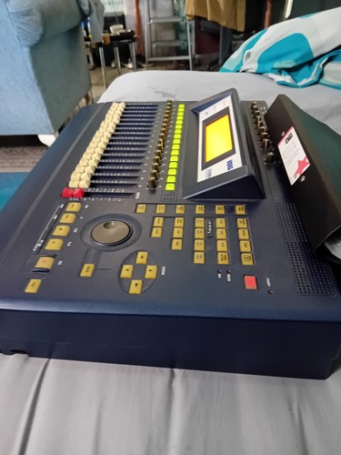Korg 1600 mkii digital pro - digital,