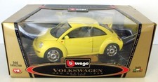 BURAGO 1/18 - COD.3302 VOLKSWAGEN NEW BEETLE 1998 - YELLOW