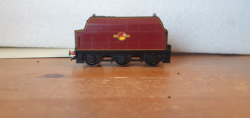 Hornby maroon superdetail - maroon,