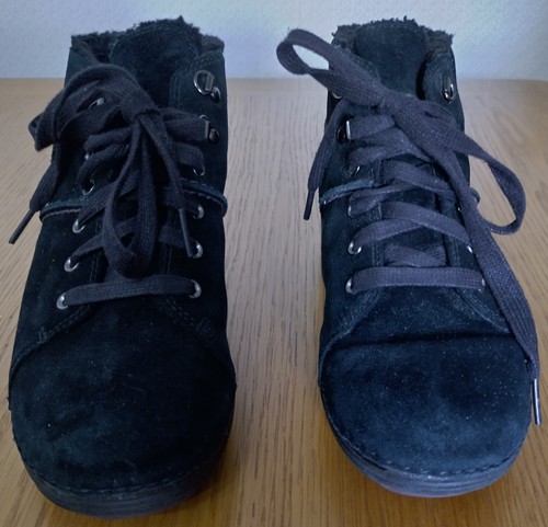 Clarks black suede goretex - black,