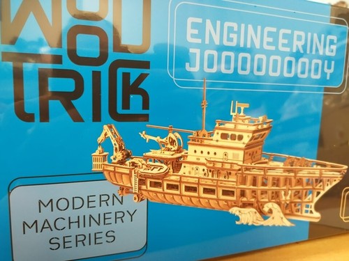 Wood trick ocean - wood,