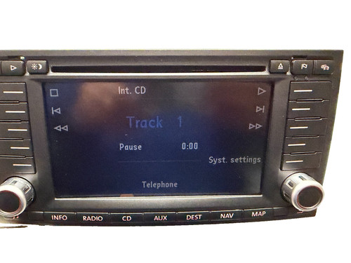Volkswagen touareg sat nav - sat,