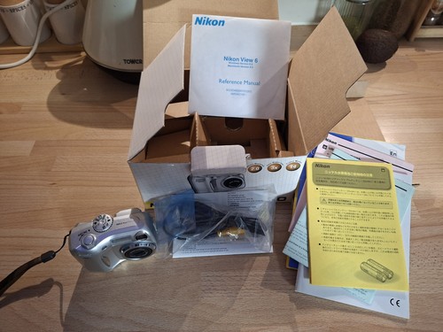 Nikon coolpix 2100 compact - coolpix,
