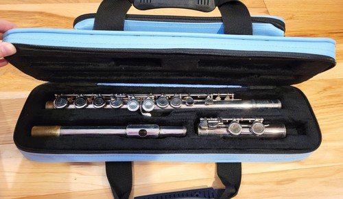 Armstrong student flute model - student,