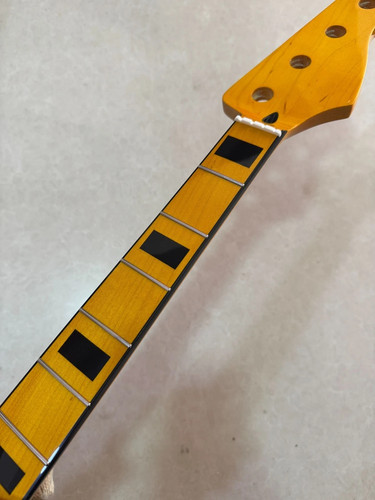 High end4 string yellow maple - string,