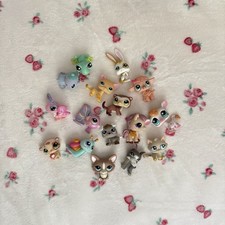 Littlest Pet Shop Bundle of 16
