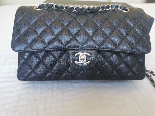 Chanel medium black - black, classic