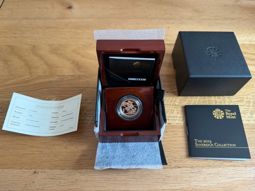 Queen elizabeth 22ct gold - queen,