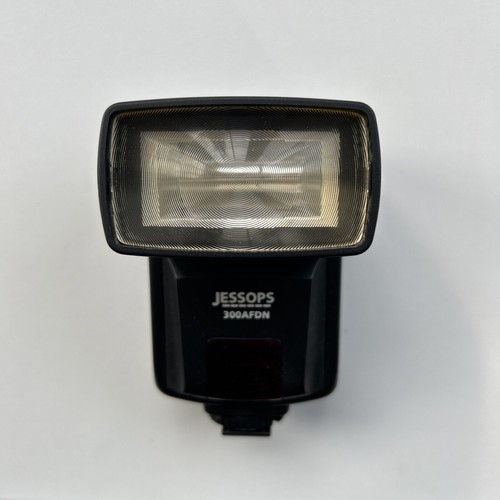 Jessops 300afdn camera - camera, flash