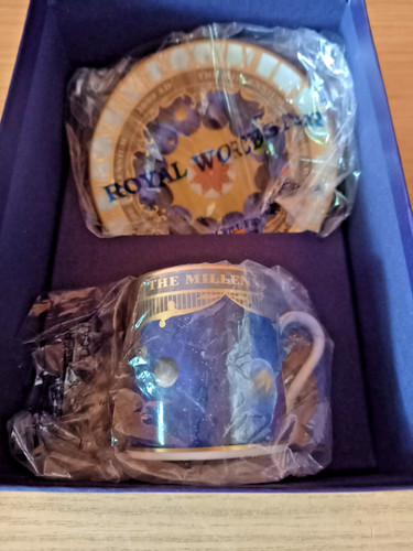 Vintage royal worcester - royal,
