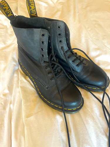 Martens black leather - dr.,