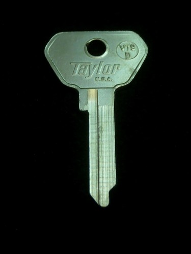 Vo62 volvo key blank 1968 - vo62,