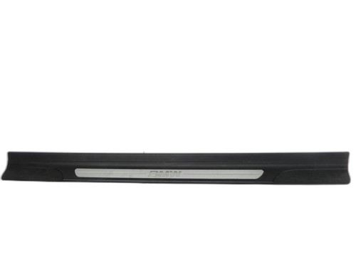 Door sill cover - door, r