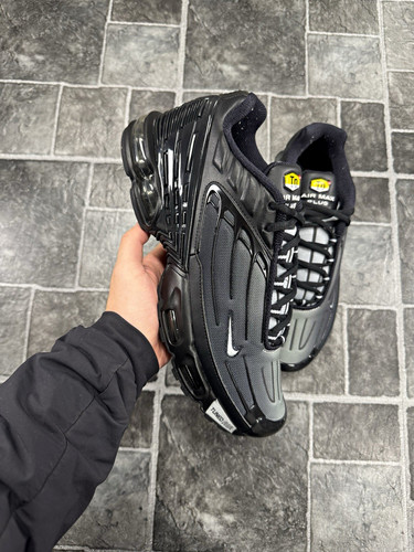Nike air max plus black - nike, wolf