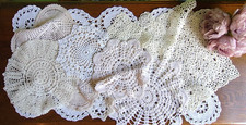 JOB LOT of 11 VINTAGE HAND CROCHETED TABLE CENTRES MATS DOILIES TRAY CLOTHS VGC