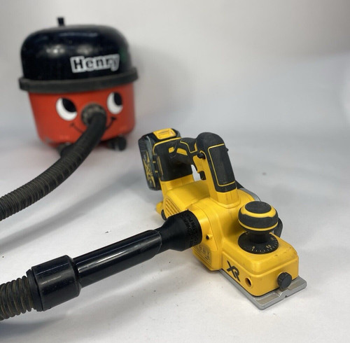 Dust extraction adaptor - adaptor, for