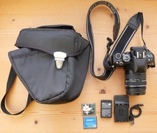 Olympus E-410 Digital SLR  Camera & Zuiko 14-42mm Lens, Charger & CF Cards, Case