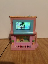 Pixel Chix House With Rooftop