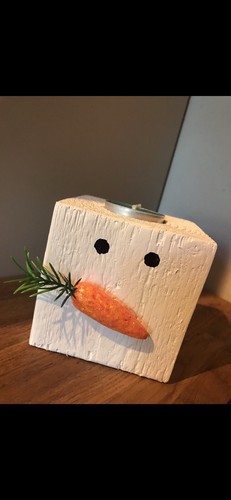 Wooden snowman head indoor - snowman,