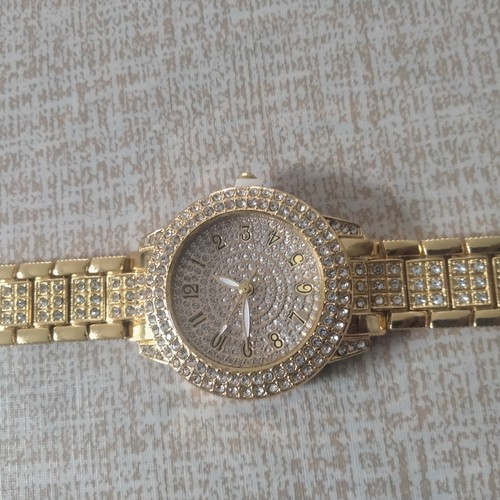 Ladies fashionable wrist watch - fashionable,