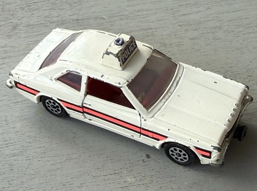 Corgi whizzwheels ford - ford, cortina