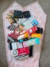 Mystery Beauty Box Bundle 17 Products RRP £88 + 7 Samples Make Up Fragrance Skin