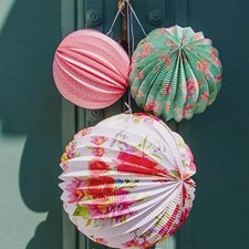 3 FLORAL PAPER LANTERN
