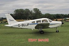PHOTO  AEROPLANE G-BUJP PIPER