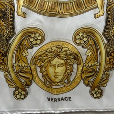Versace Baroque White And Gold