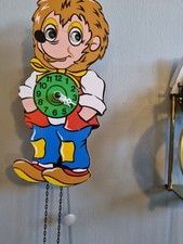 MOVING EYES HEDGEHOG CLOCK  USED FULLY WORKING