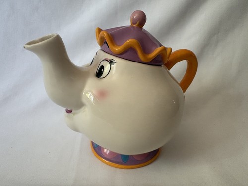 Charming disney beauty and - charming,