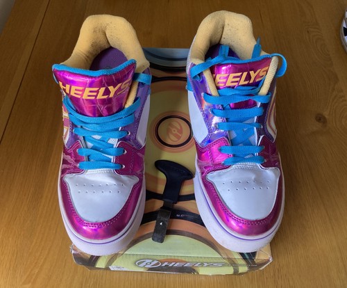 Heelys roller skate shoes - ,