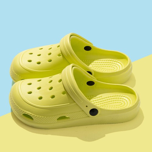 Crocs classic sandal clogs - uk,