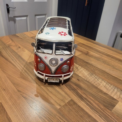 Large vintage tin red white - vintage, &