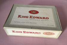 Vintage cardboard box king - box,