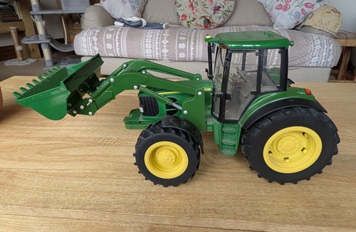 Britain ertl john deere - britain's,