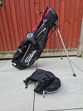 Titleist  Stand Golf Bag 2 Way Divider With Rainhood Cover 