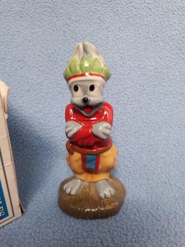 Wade ceramic ornament arthur - wade,