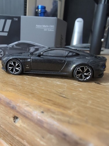 Aston martin dbs - 1/64,