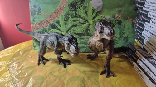 Papo spinosaurus dinosaur - spinosaurus,