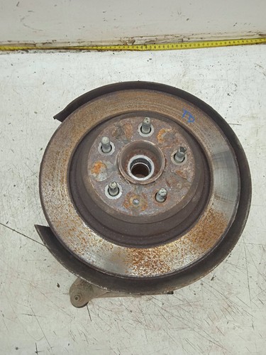Rear right knuckle - right,