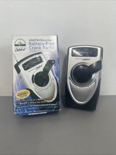 Battery-Free Crank Radio - Innovage Outdoor