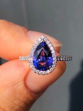 Striking Vintage Natural 1.8ct