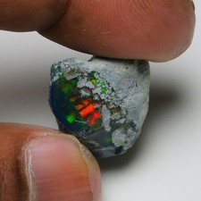 Black Opal Rough 21.40 Cts
