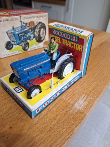 Britains farm toys vintage - farm,