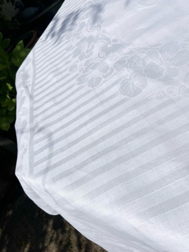 Antique vintage white - white, damask