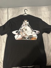 Palace x Vivienne Westwood Tri-Ferg Men’s T-Shirt - Black/Gold - Size UK M 🔥