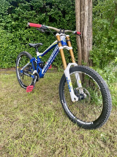 Mondraker summum down - mondraker, hill