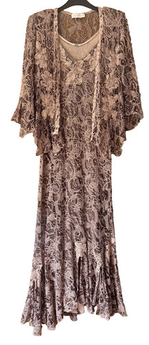 Ann balon lace dress - balon,